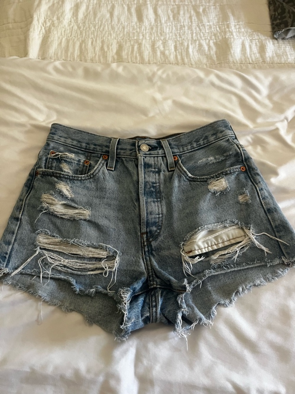 mid rise ropes leaves jean shorts